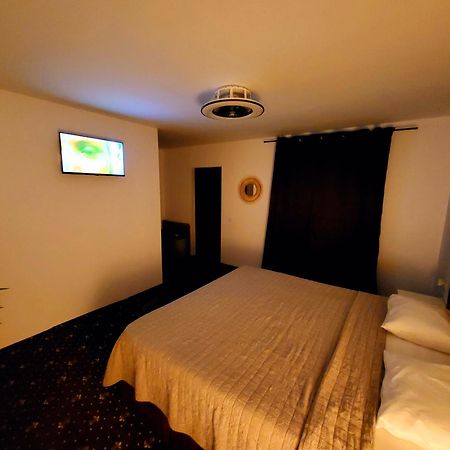 Forest Inn Izvorani Kültér fotó