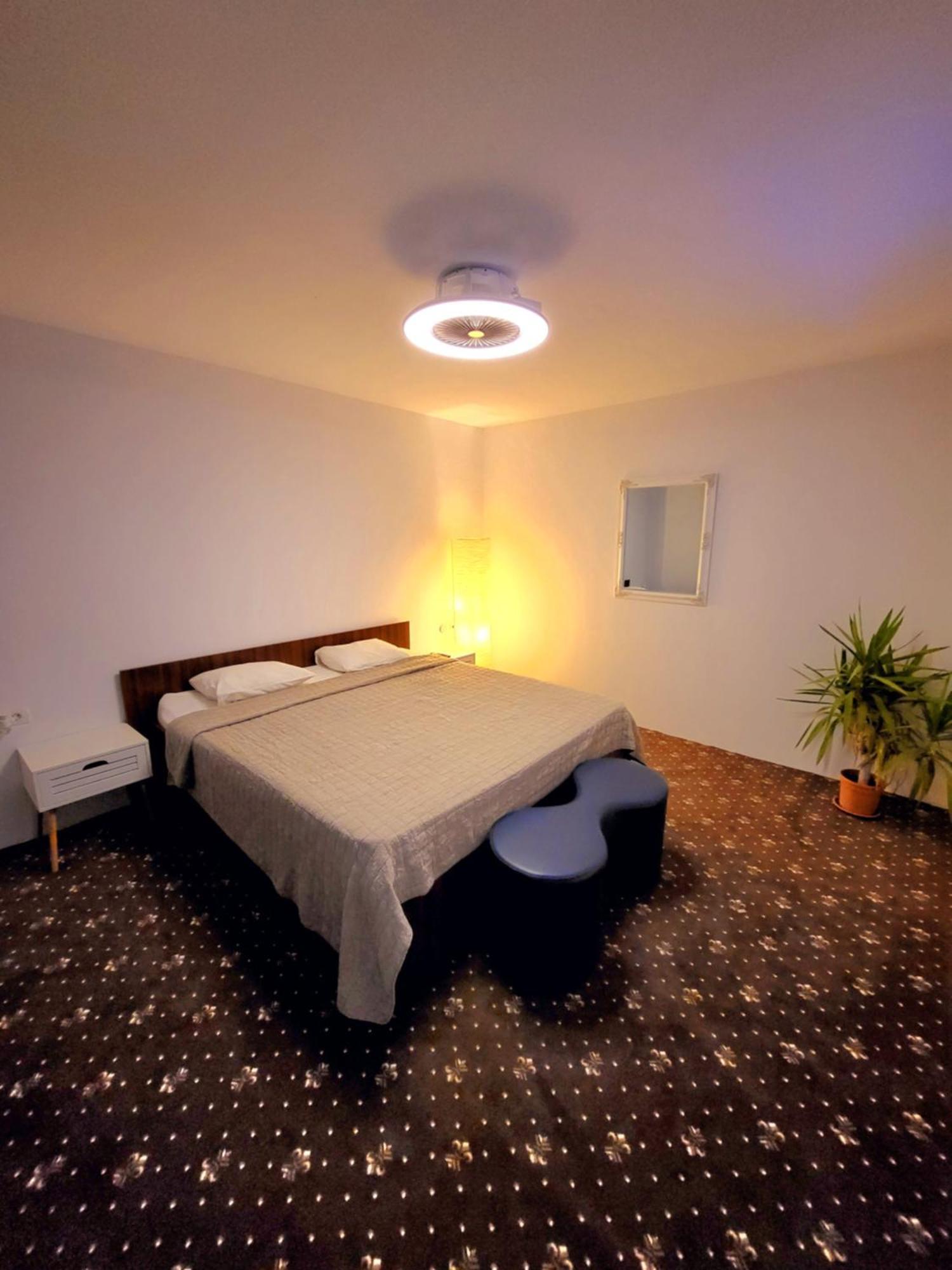 Forest Inn Izvorani Kültér fotó